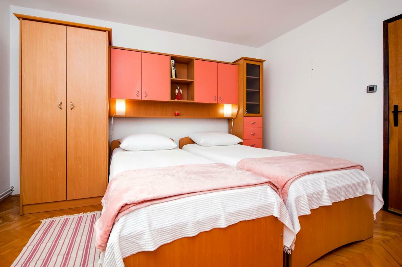 Apartment Nika Ровинь Экстерьер фото
