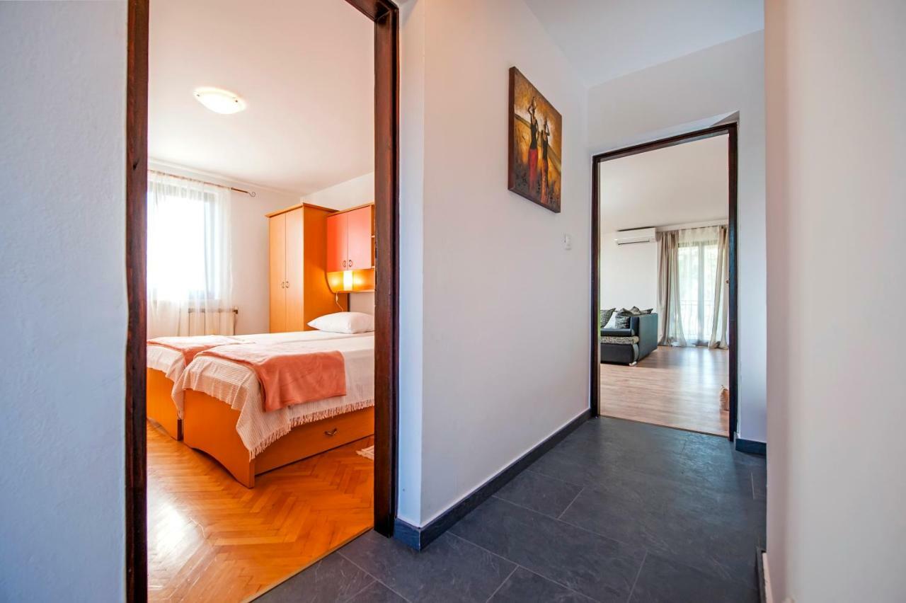 Apartment Nika Ровинь Экстерьер фото