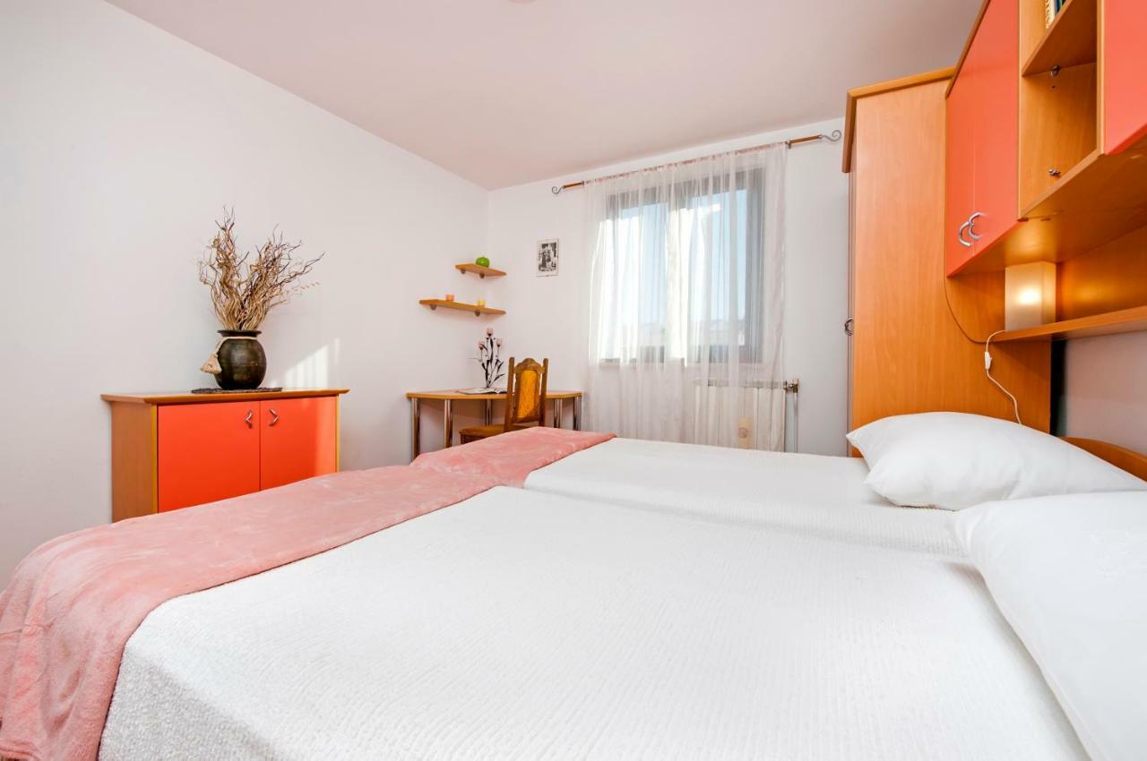 Apartment Nika Ровинь Экстерьер фото